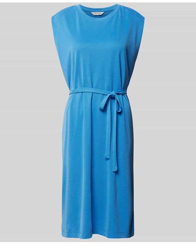 MSCH Copenhagen Knielanges Kleid mit Stoffgürtel Modell 'Juniper' - Blau