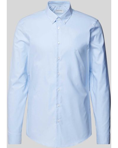 Calvin Klein Slim Fit Business-Hemd mit Knopfleiste Modell 'Santena' - Blau