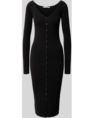 Calvin Klein Knielanges Kleid mit durchgehender Knopfleiste - Schwarz