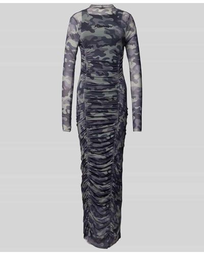 Review Maxikleid mit Camouflage-Muster - Blau