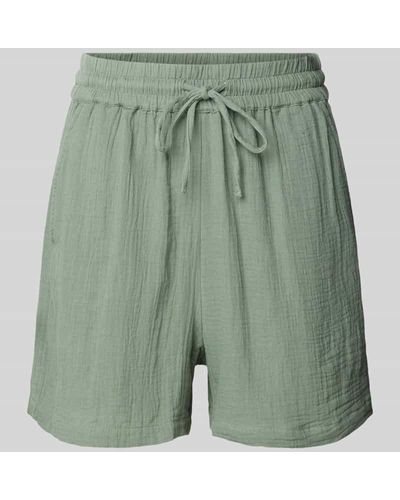 QS Shorts mit Strukturmuster - Grün
