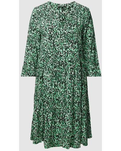 Comma, Kleid aus reiner Viskose mit Allover-Muster - Grün