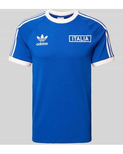 adidas Originals T-Shirt mit Motiv- und Label-Print - Blau