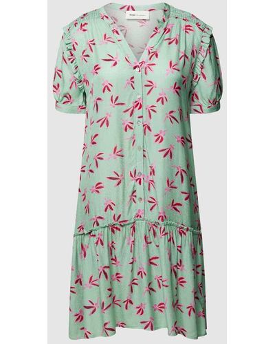 Pom Knielanges Kleid mit Rüschen Modell 'Eve' - Grün