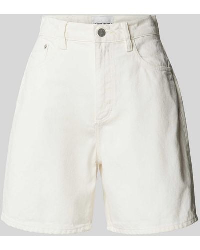 ARMEDANGELS Regular Fit Jeansshorts im 5-Pocket-Design Modell 'SHEAARI' - Weiß