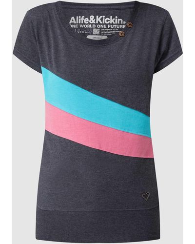 Alife & Kickin T-Shirt mit Kontraststreifen Modell 'Clea' - Blau