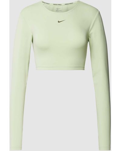 Nike Kort Shirt Met Lange Mouwen En Labelprint - Groen