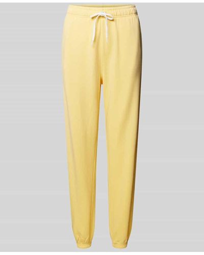 Polo Ralph Lauren Regular Fit Sweatpants mit Logo-Stitching - Gelb