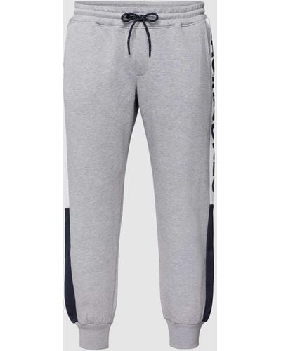 Jack & Jones PLUS SIZE Sweatpants mit Label-Details Modell 'Will' - Grau