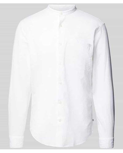 Matíníque Regular Fit Freizeithemd mit Brusttasche Modell 'trostol' - Weiß