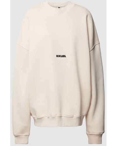 Karo Kauer Oversized Sweatshirt mit Label-Stitching Modell 'Sold Out' - Natur