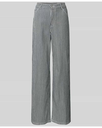 Vero Moda Loose Fit Jeans mit Streifenmuster Modell 'KATHY' - Grau