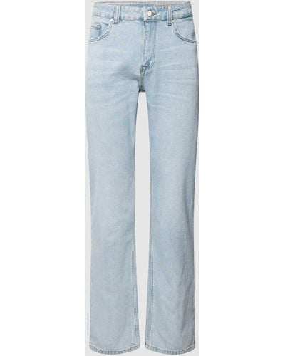 Review Straight Fit Jeans mit Label-Patch - Blau