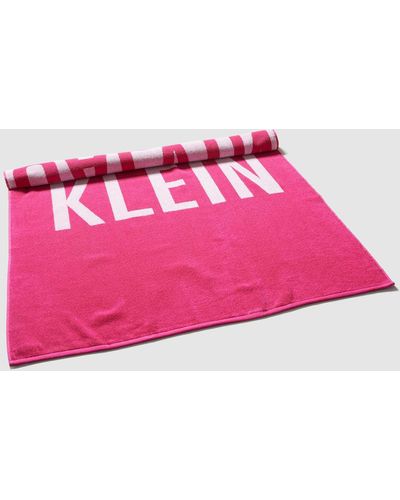 Calvin Klein Handdoek Met Labelopschrift - Roze
