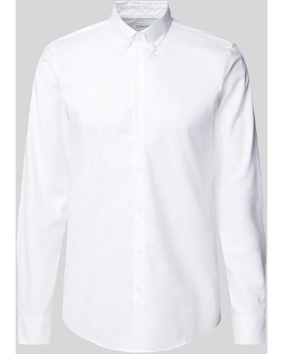 Calvin Klein Slim Fit Business-Hemd mit Knopfleiste Modell 'Santena' - Weiß