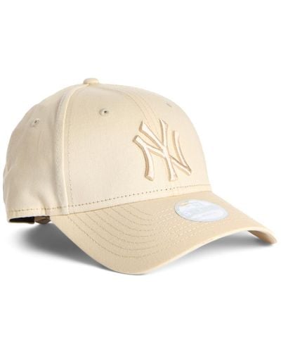 KTZ Women's New York Yankees Essential Womens Cap - Natural