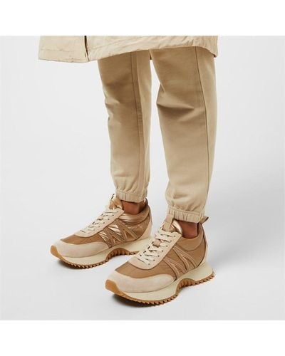 Moncler Pacey Low Top Trainers - Natural