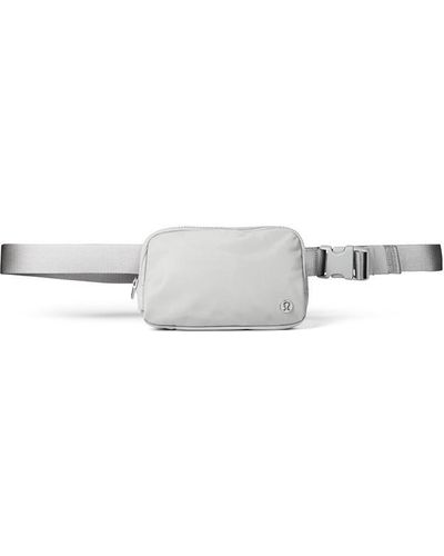 lululemon Everywhere Belt Bag - White
