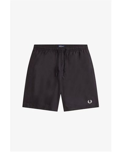 Fred perry shorts sale sales