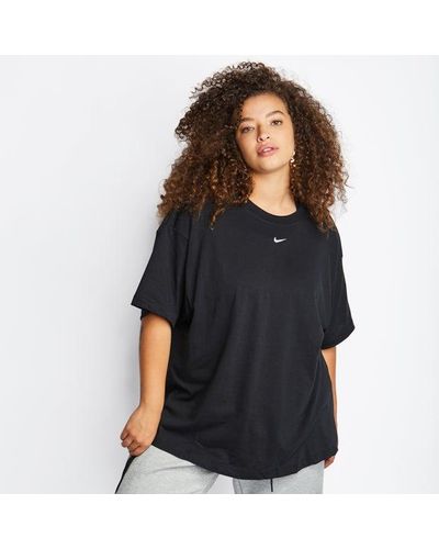 Nike Essentials Plus Boyfriend Camisetas - Negro