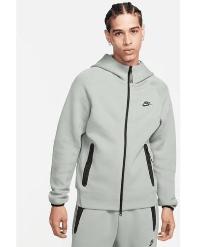Nike Tech Fleece - Grau