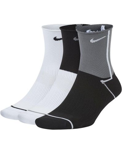 Nike Everyday Plus Lightweight Training Ankle Socks (3 Pairs) - Black