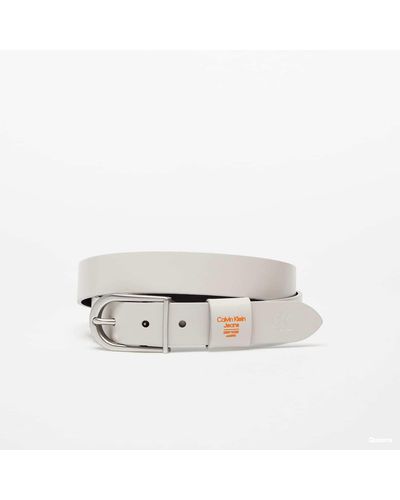Calvin Klein Round logo loop belt 30mm black/ grey - Weiß