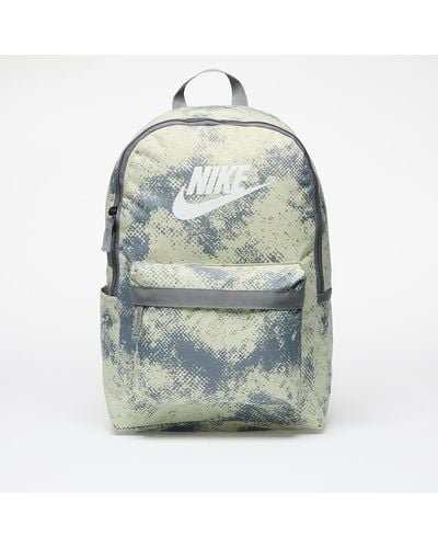 Nike Heritage backpack olive aura/ smoke grey/ summit white - Grün