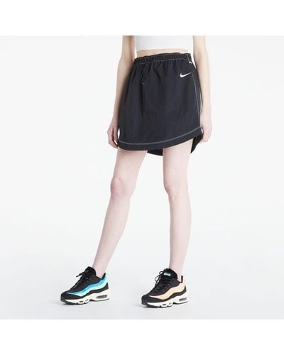 Nike Sportswear swoosh woven high-rise skirt - Schwarz