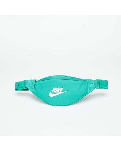Nike Heritage waistpack stadium green/ stadium green/ white - Blau