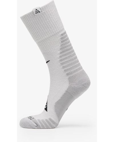 Nike Acg outdoor cushioned crew socks summit white/ lt smoke grey - Gris