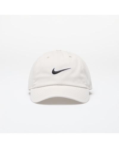 Nike Club unstructured swoosh cap light bone/ black - Weiß