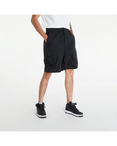 Nike Nsw te woven unlined utility shorts black/ black/ black - Schwarz