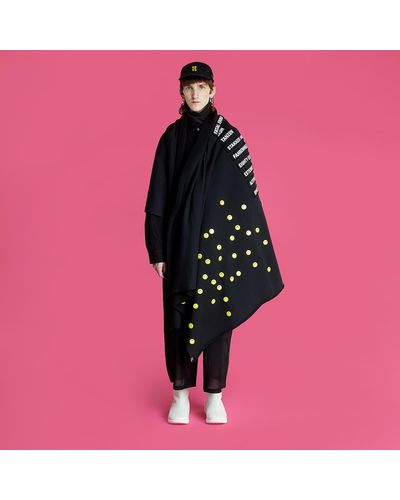 Raf Simons Fleece Blanket With Pins And Badges Black - Roze
