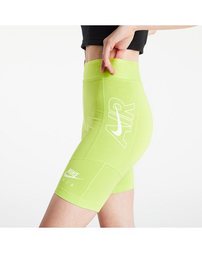 Nike Sportswear air bike shorts atomic green/ limelight/ barely volt - Grün