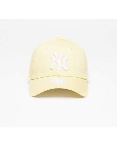 KTZ 940w Mlb Wmns League Essential 9forty New York Yankees Soft Yellow/ Optic White - Naturel
