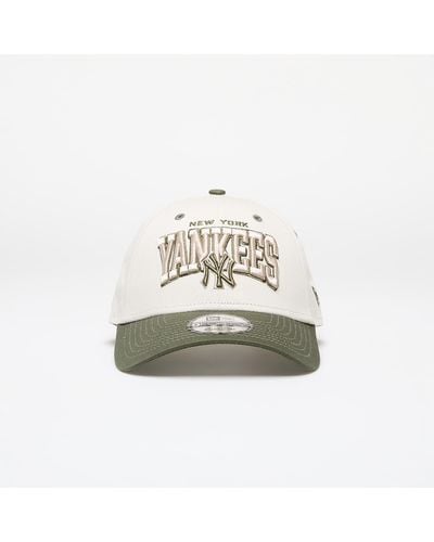 KTZ New York Yankees White Crown 9forty Adjustable Cap Ivory/ New Olive