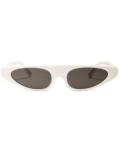 Dolce & Gabbana Classic Sunglasses - White