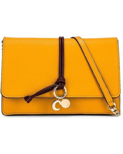 Chloé Alphabet Wallet On Chain Bag - Yellow