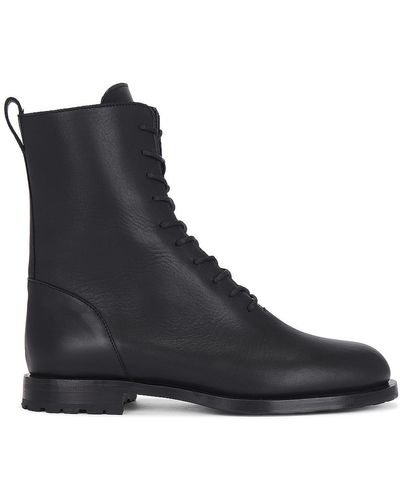 Manolo Blahnik Planigia Leather Boot - Black