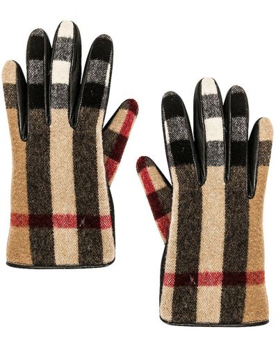 Burberry Victoria 3c Check Wool Gloves - Black