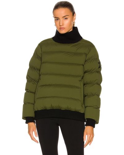 Perfect Moment Glacier Insulated Sweater - Green