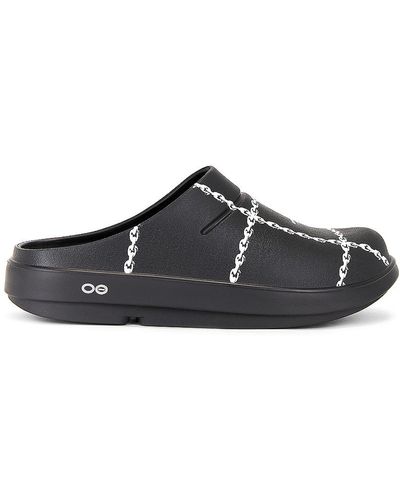 Undercover X Oofos Clog - Black