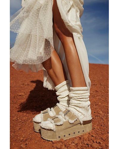 INTENTIONALLY ______ Rule Breaker Sherpa Flatform Sandals - Brown