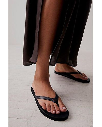 Rainbow Sandals Narrow Strap Flip Flops At Free People In Classic Black, Size: Small