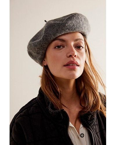 Free People Du Jour Beret At In Charcoal - Black