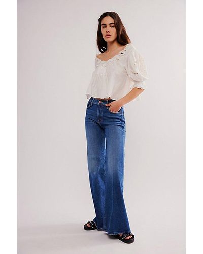 Free People Mother The Twister Sneak Jeans - Blue