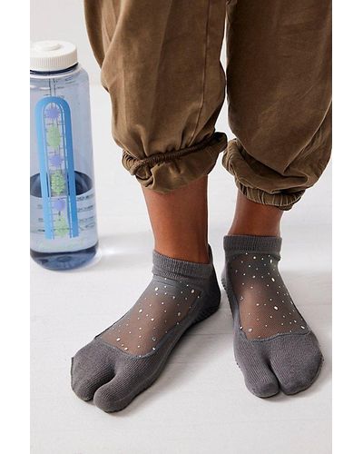 Shashi Star Split Toe Grip Socks - Multicolor