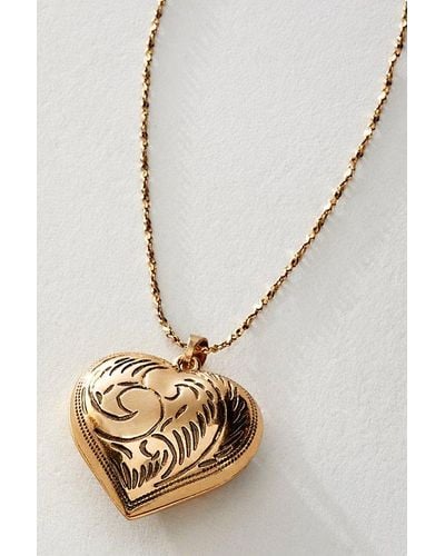 Free People Metal Heart Chain Necklace At In Brass - Metallic