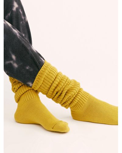 Free People Chaussettes Montantes En Tricot Volumineux - Yellow